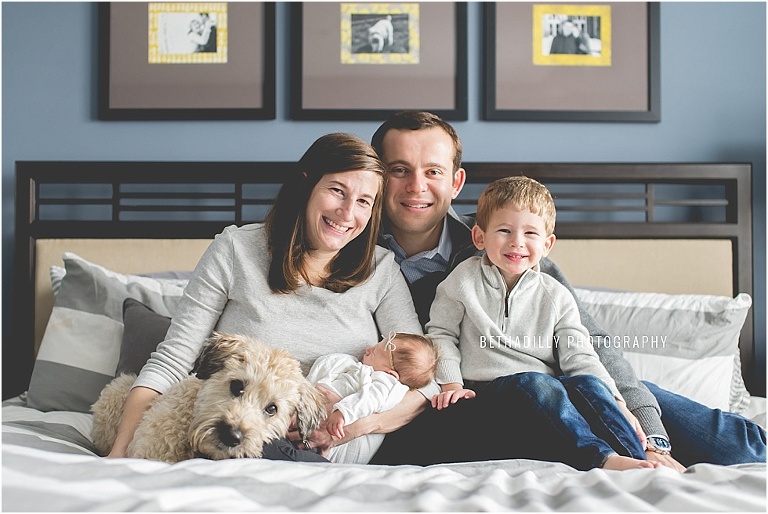 8 Tips for Photographing Newborns With Siblings | bethadilly photography