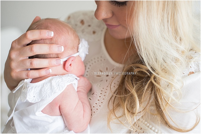 Newborn Photo Session: How To Dress Your Baby | bethadilly photography