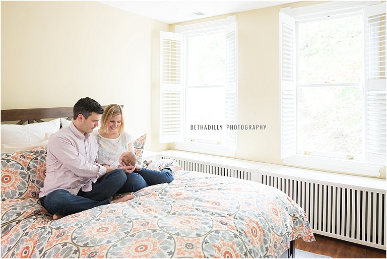 6 Questions To Ask Before Lifestyle Newborn Sessions | bethadilly photography