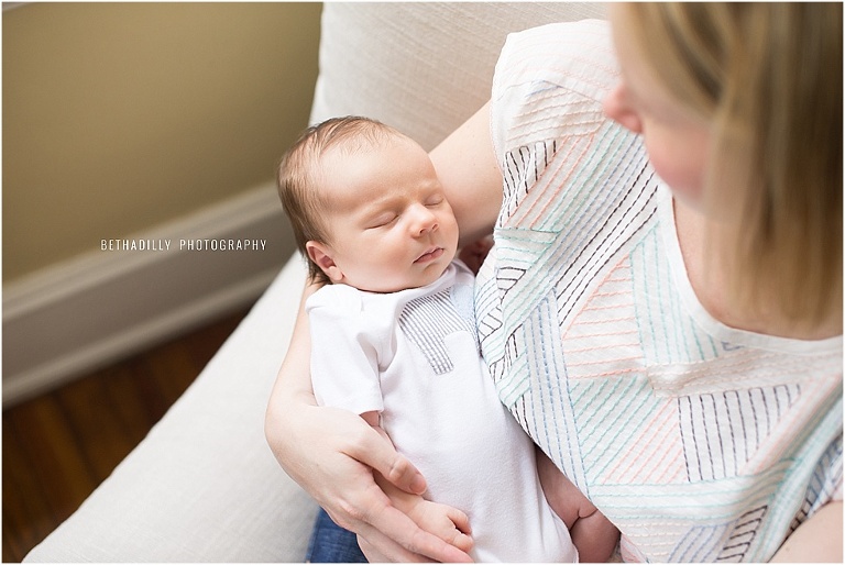 6 Questions To Ask Before Lifestyle Newborn Sessions | bethadilly photography