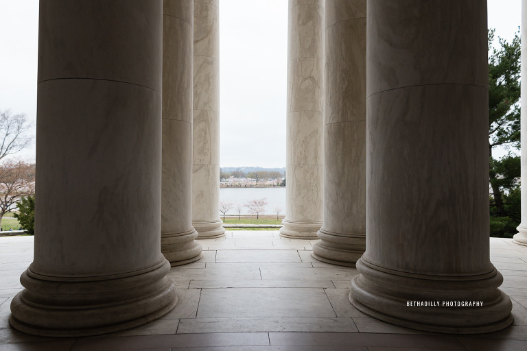 Photographing At The Jefferson Memorial : Tips For Getting Great Photos, Despite The Crowds | Bethadilly Photography