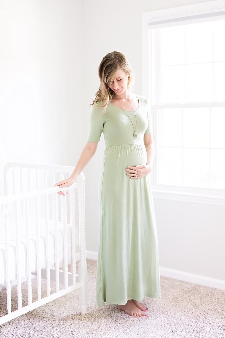 Nursing Friendly Clothes For The Modern Mom | Bethadilly Photography