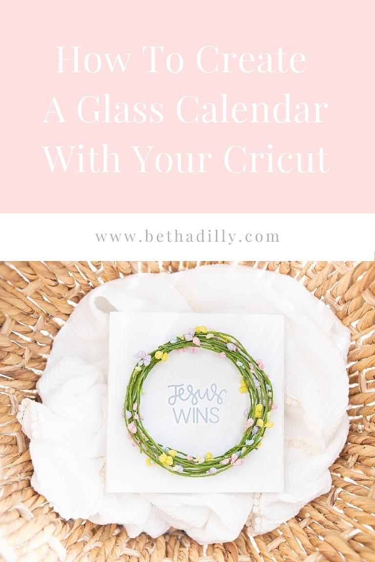 Wood Easter Sign : Cricut Beginner Friendly | www.bethadilly.com