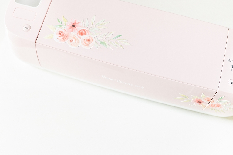 How To Decorate Cricut With Floral Decals | www.bethadilly.com