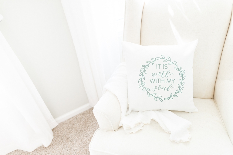 Infusible Ink Pillow Case Beginner Tutorial | www.bethadilly.com