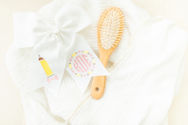 Personalized Hair Bows with Cricut Joy! | www.bethadilly.com