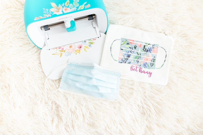 Cricut Joy Face Mask Bag With Iron On | www.bethadilly.com